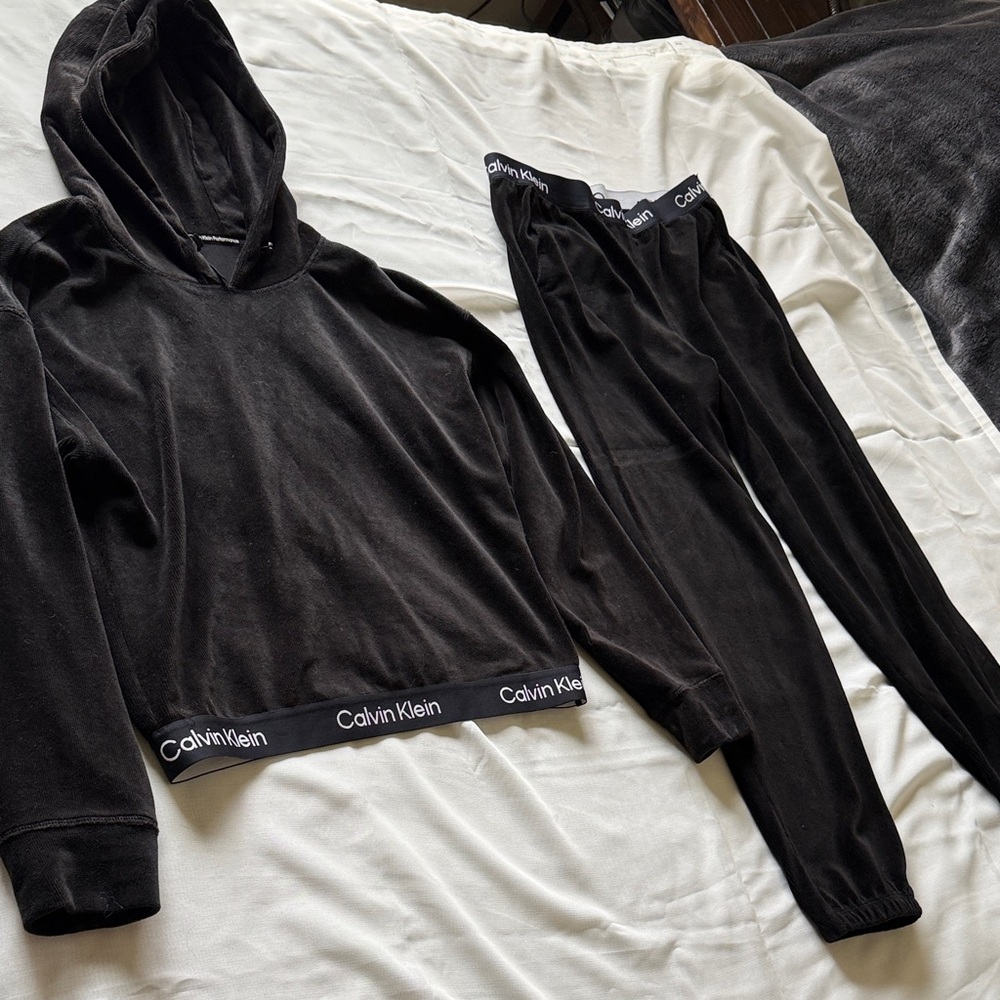 Calvin Klein Black Jogger’s Set